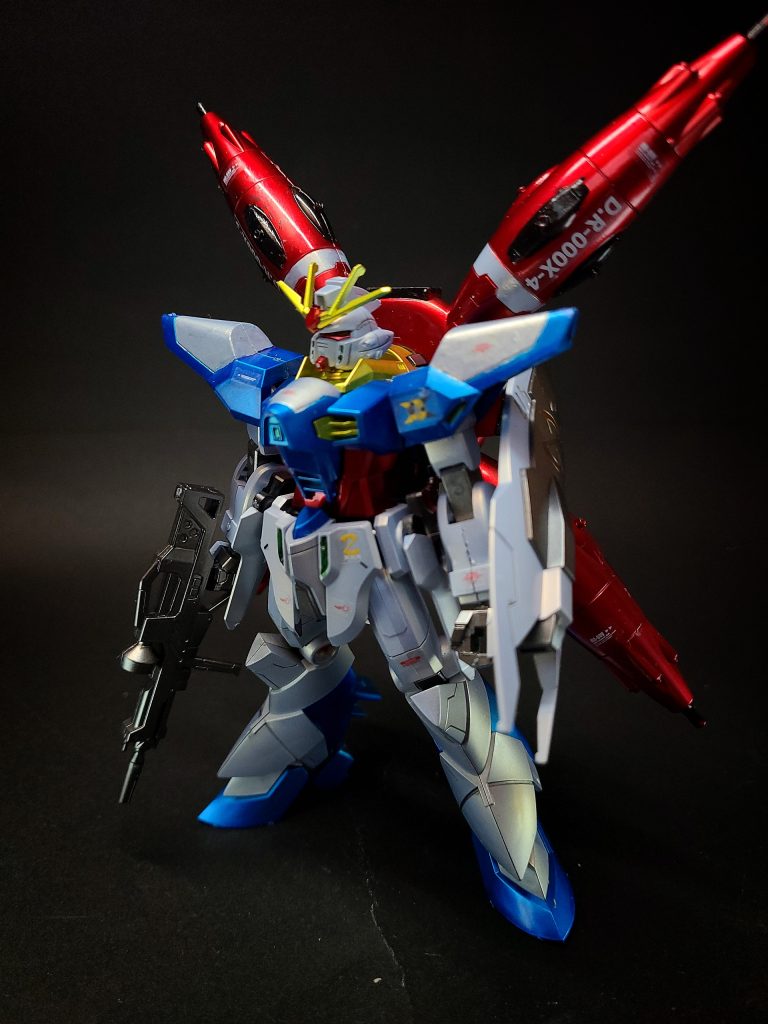 ザフト初のニュートロンジャマーキャンセラー（NJC）搭載型核動力MS。地球連合から奪取したG兵器の技術を元に開発され[5]、C.E.71年2月に完成した[注 4]ドレッドノートガンダムはZGMF-X09A ジャスティスガンダム、ZGMF-X10A フリーダムガンダムなど、後の核動力機のプロトタイプである。これら核動力機はヴェルヌ等の非MS分野を含む統合設計局により開発された上に、ZGMF-600 ゲイツの開発は統合設計局をMMI社がリーダーカンパニーとなって率いる形で設計されたが、ドレッドノートはクラーク・アジモフ・ハインラインの3局のみの共同により開発されている[