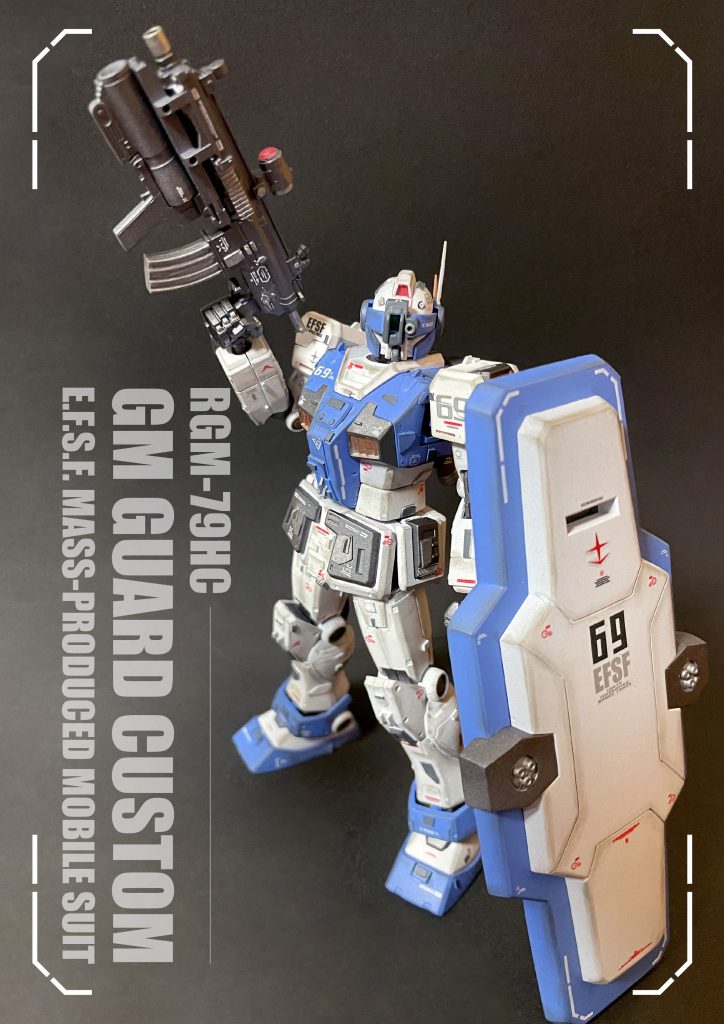 行ったのはプラ板、プラ棒を使ったディティールアップ＋筋彫り。武器は盾に対してスプレーガンが弱いかな…と思い、別武装を採用。