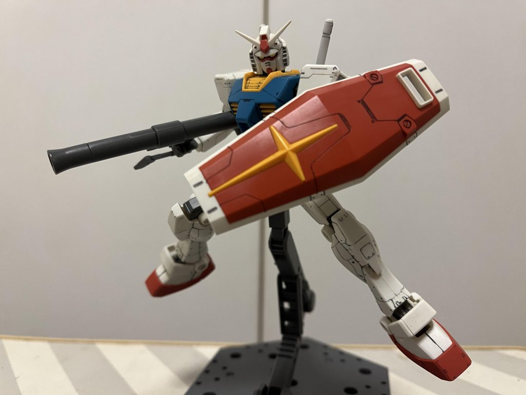 バズーカの塗り分けはしてませーん。いいんです、灰色一色はいつもの合言葉「これはこれで好き」で解決です。