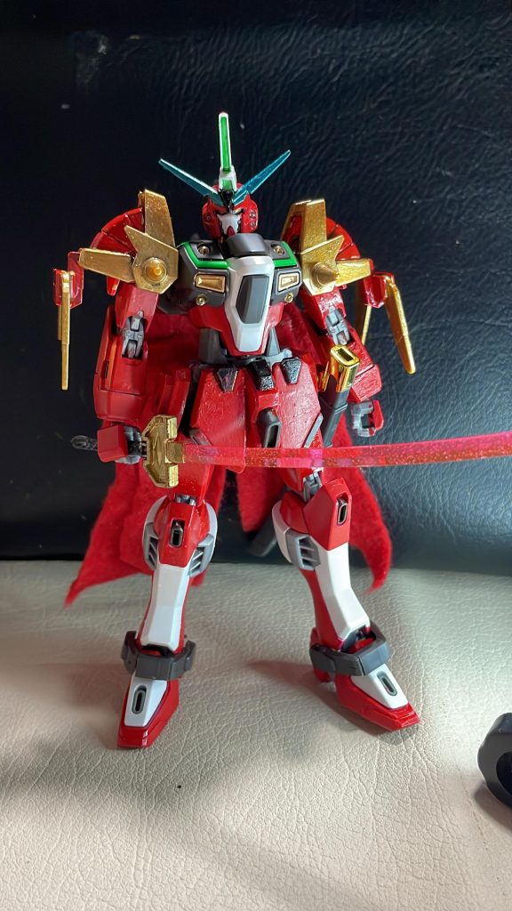 抜刀後の立ち姿です。刀持つ事で武者感も出てるかと思います😊