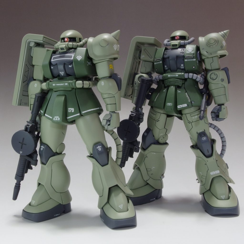 オリジンザクと比較。随分と解釈の違いが出てますね。