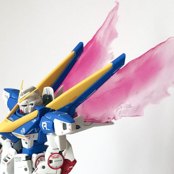 MG V2ガンダムver.Ka & 自作光の翼｜@ryoshi__さんのガンプラ
