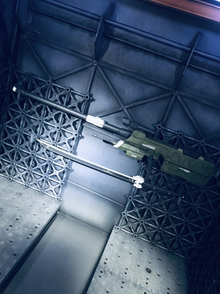 滑空砲は緑系の方が好みだったので暗緑色に変更しました