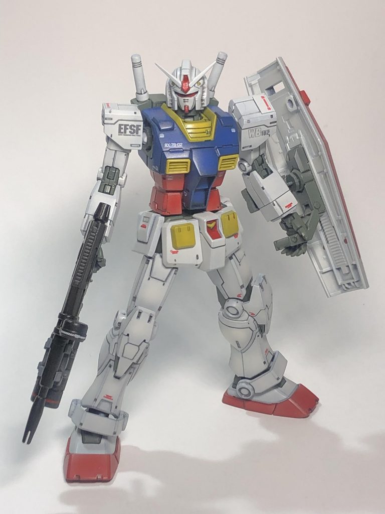 HG小さくて失敗ばかり出ましたが何とか形になりました😭次はMGにしよう...そうしよう。