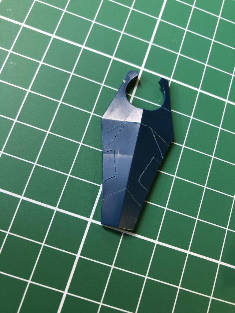 モールドを新たに追加近くで見ると結構ガタガタです