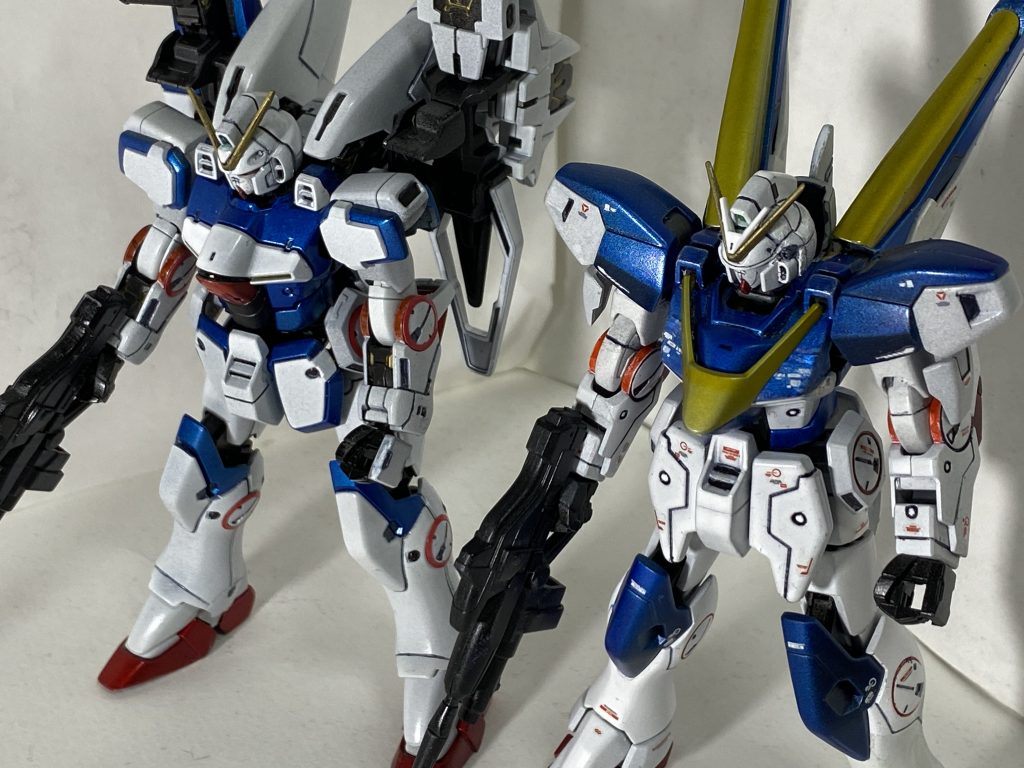 HGUC V2ガンダム&セカンドV–2枚目/制作者:amuroikima-su