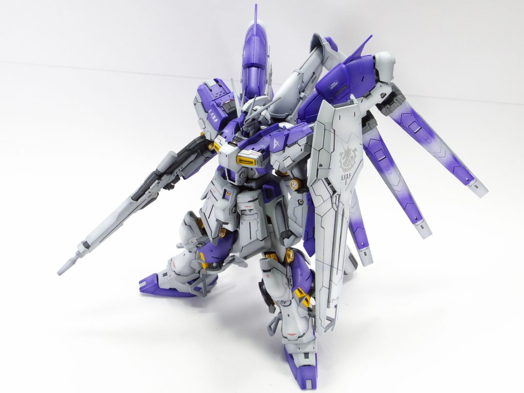 RG Hi-νガンダム–4枚目/制作者：gunplacraft