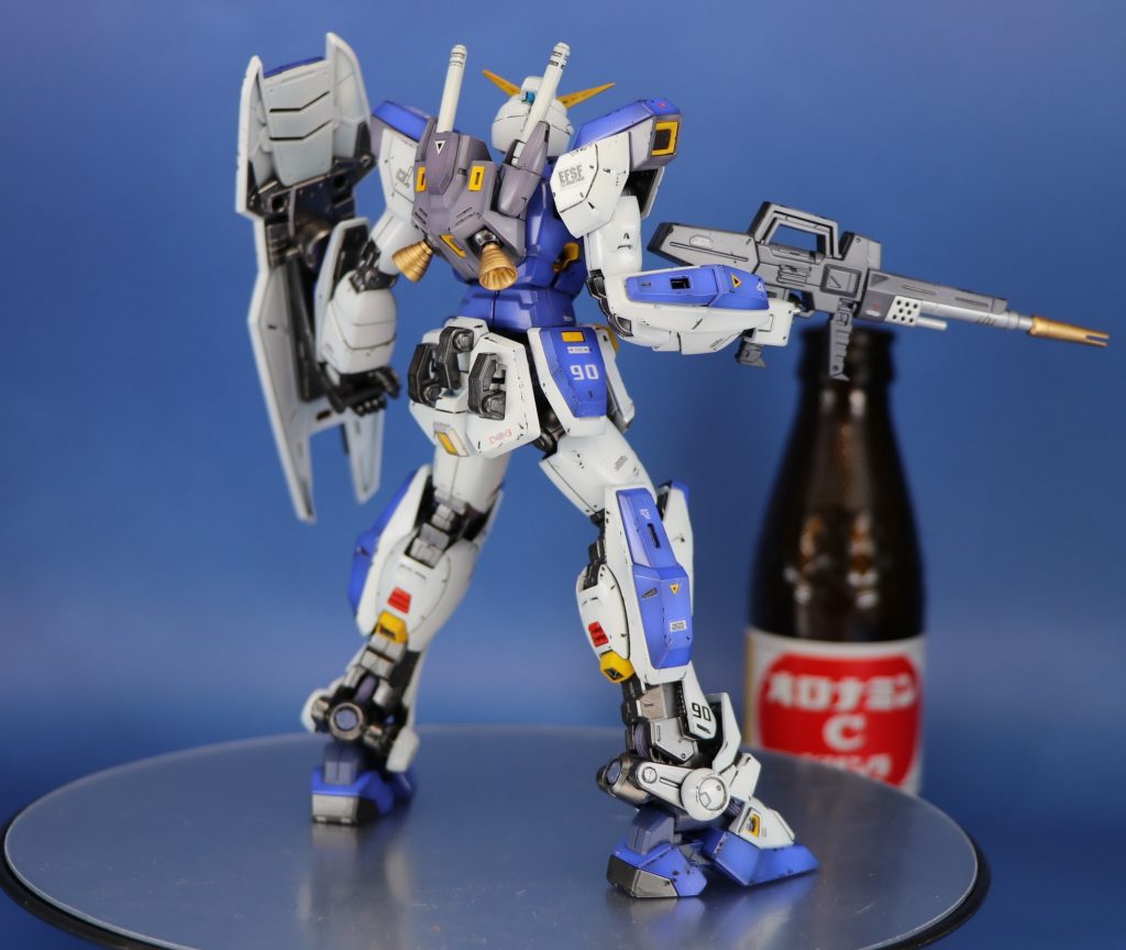 勿論素の状態にもなります。もうこの状態で完成されたデザインですよね。