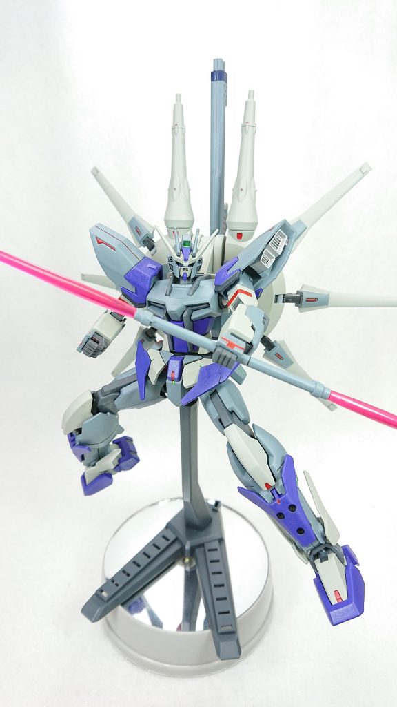 部分塗装にタミヤのエナメル塗料・ロイヤルブルー・クロームシルバー・ジャーマングレイ・フラットブラック・フラットレッドセンサー部分にはMr.メタリックカラーGX・メタルイエローグリーン