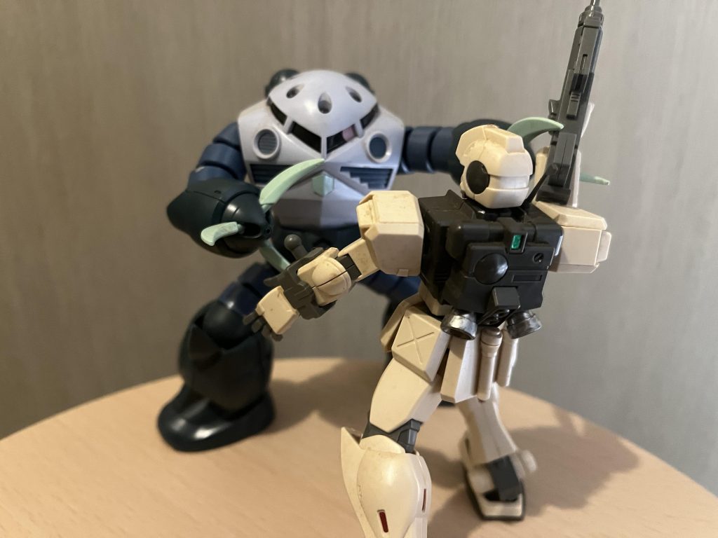 ジムはプラモでもやっぱりやられ役にしてしまいますね!