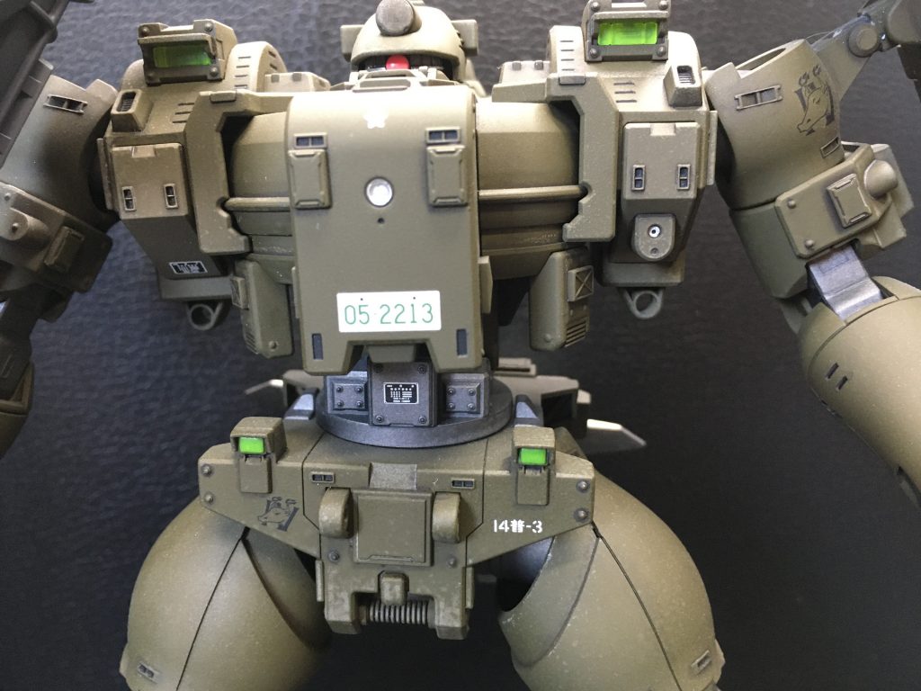 あとはフック類を少し追加し、デカールは地元駐屯地車両の等を貼っています。