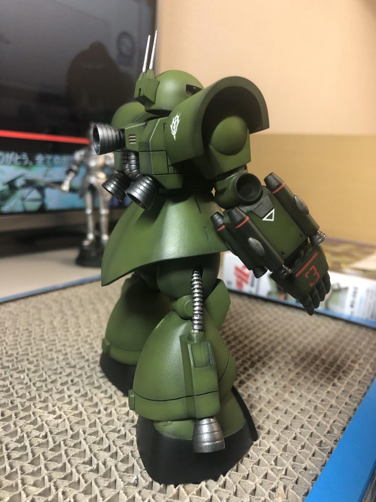 前回の投稿から1年近く経ったんですね…AFVやらフレガやらに浮気していたので久々のガンプラになりました。やはり旧キットは良い…合わせ目消しは禅。