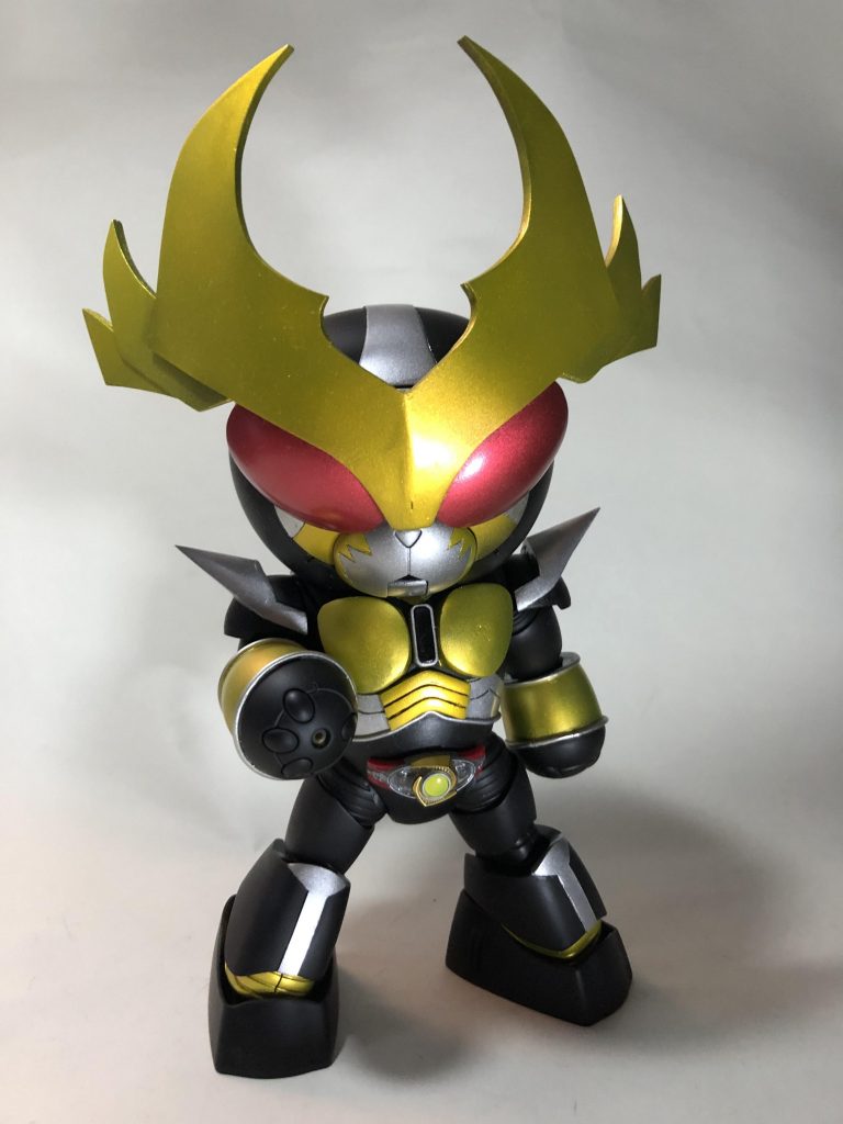 ツノ開きます。ネオジムで付けているだけ〜。