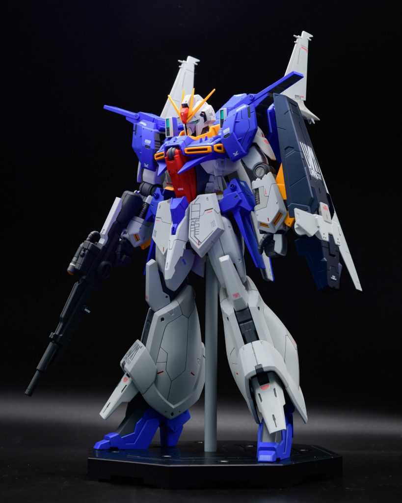 初めてRE/100を作りましたが、MGに比べてパーツも少なくラクでした。しかし•••