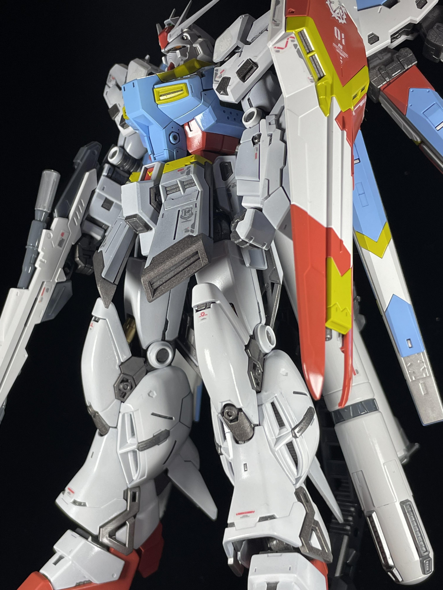 RG hi-ν ガンダム トリコロールカラー（赤白黒） - 模型/プラモデル