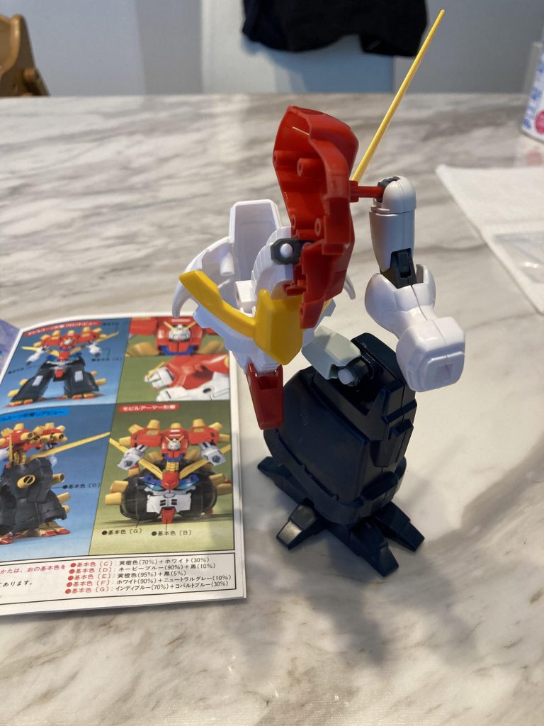 腕脚の関節増設。肩のアーマー部分は胴体とアーマーの裏側にネオジムで固定しています。今のガンプラの作りやすさやありがたみを感じました笑最後まで見ていただきありがとうございました!