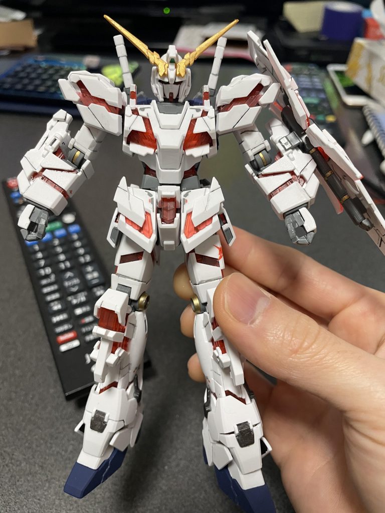 いや、かっこいーんです。かっこいーとおもっちゃったのであんま手を入れらんないというか、もっと私が上手くなったら気になるポイントや改修ポイントがでてくるんでしょうか?