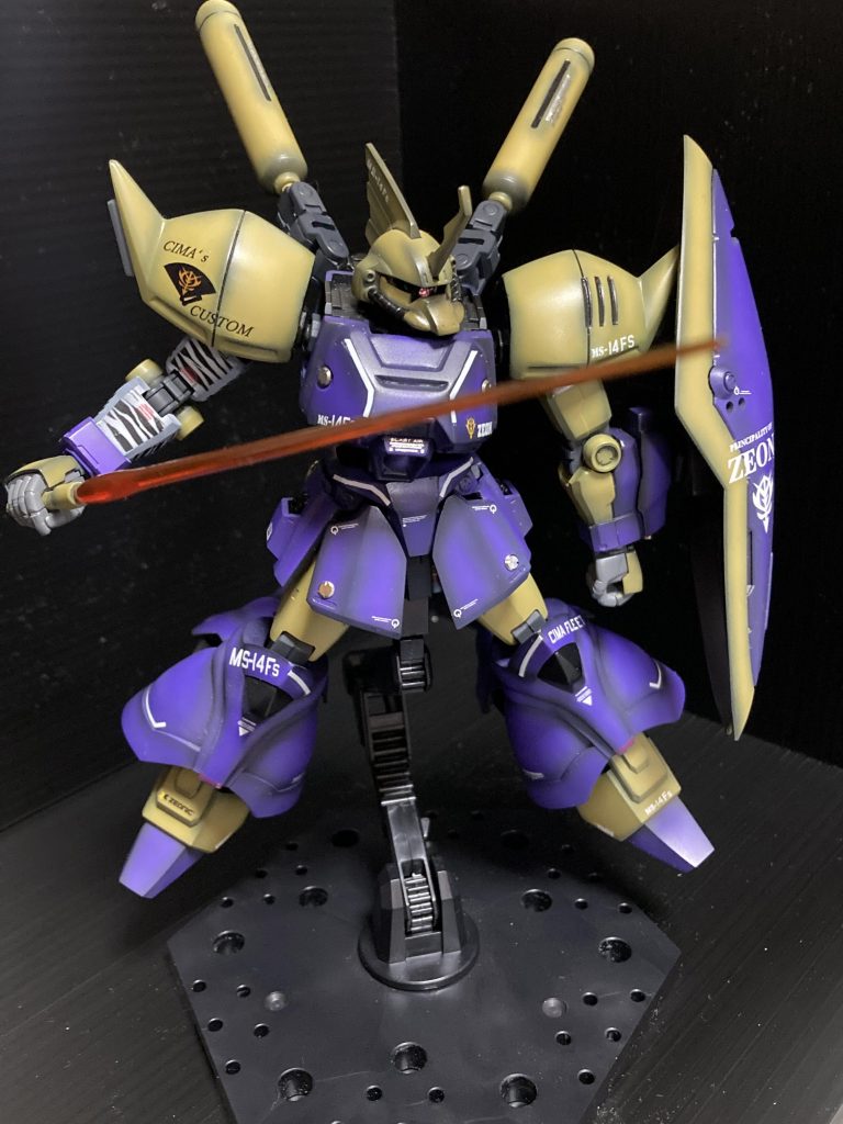 サーベルはピンクの連邦系のサーベルにクリアイエロー吹いてオレンジっぽい感じにしましたご覧頂きありがとうございました^_^