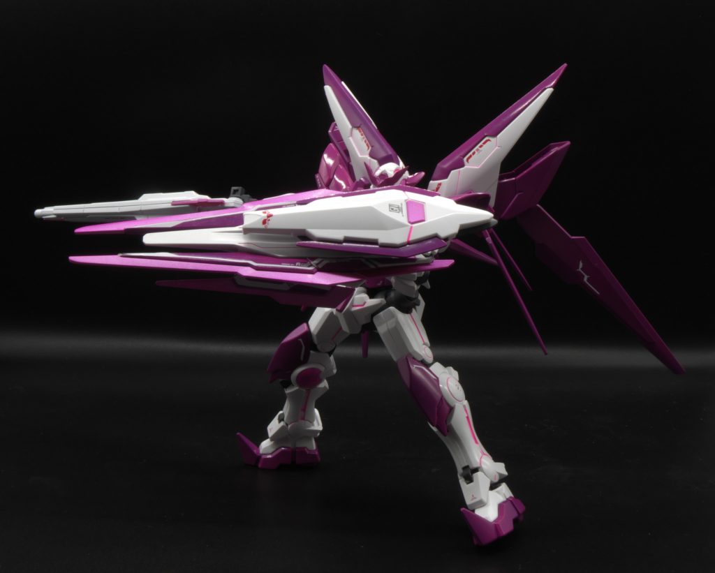 GNソードビットとアメイジングGNシールドの複合武装今回はこれにビルド要素としてとあるギミックを仕込みましたそれは後程