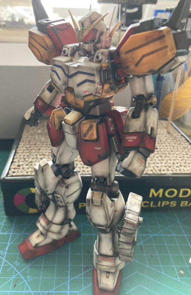 リアルタッチマーカーで汚れの基礎を終えたところ。ここからウェザリングマスターでお化粧させてます。