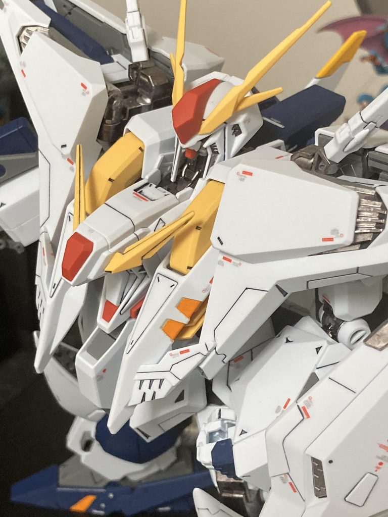 関節などメタリック色で塗っています。ややしつこすぎたかなと思います。