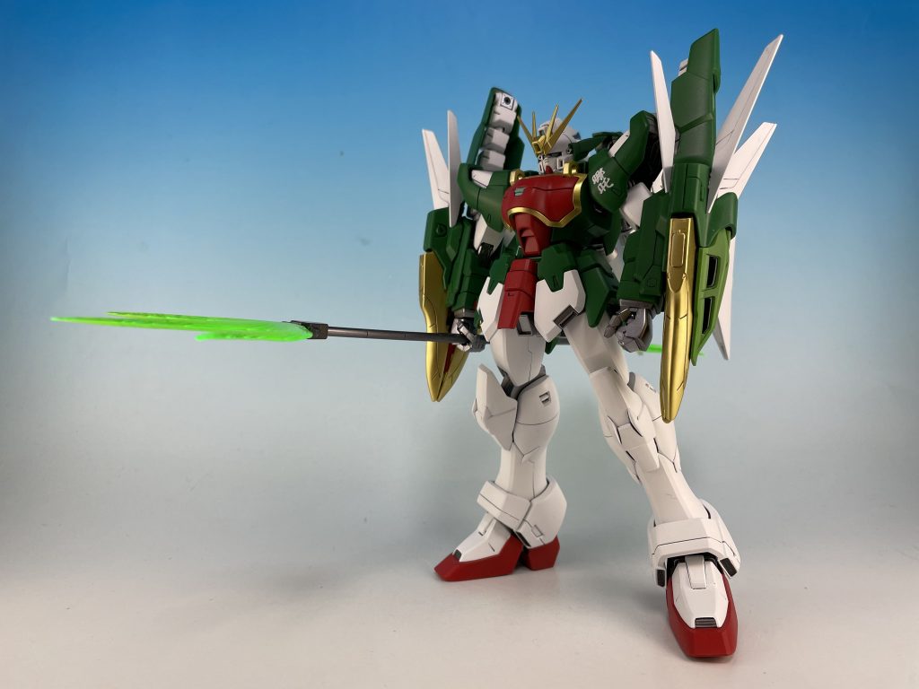 五人の技師達がOZの月面基地で改造を施していて形になったばかりの頃の綺麗な状態を想定して、なるべく綺麗に仕上げています。