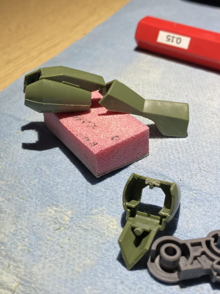 分割ラインを変更し合わせ目処理しています