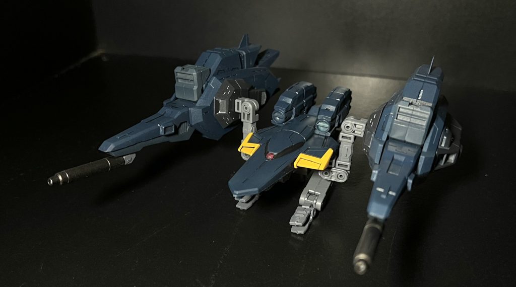 自立型試作ストライカー（名前は決めてないです笑）ストライクを分析してザフト軍が独自に開発した多目的ストライカーパック出力が非常に高く大気圏内であっても飛行可能だが燃費が非常に悪い