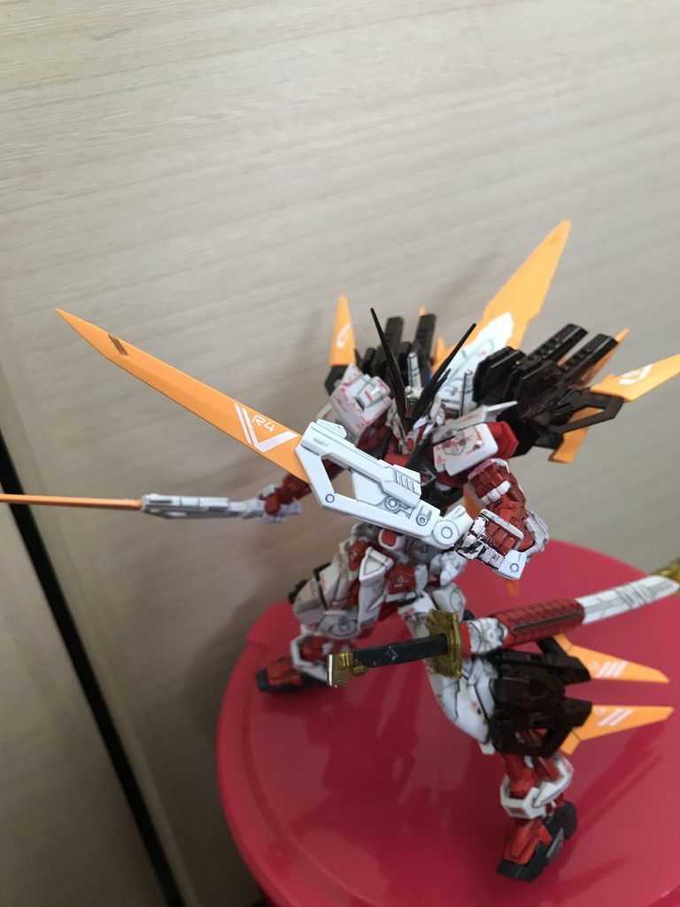 ストライカーパック完全装備ステルスドラグーン×4シーペルソード×2ガーベラストレート(ゼロ距離射撃ではない)…!セブンソードだと!?