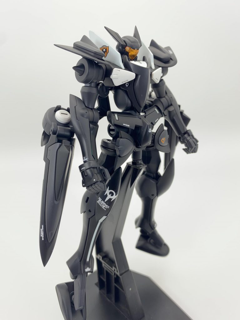 デカールは劇場版の汎用デカールを使用 ソルブレイヴス隊のロゴもっと欲しいですね。