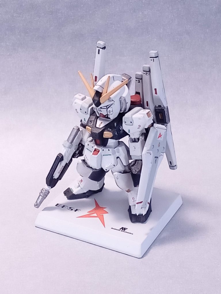 コンバージ・ダブルフィンファンネルニューガンダム・リペイント改造–3枚目/制作者：マッドさん