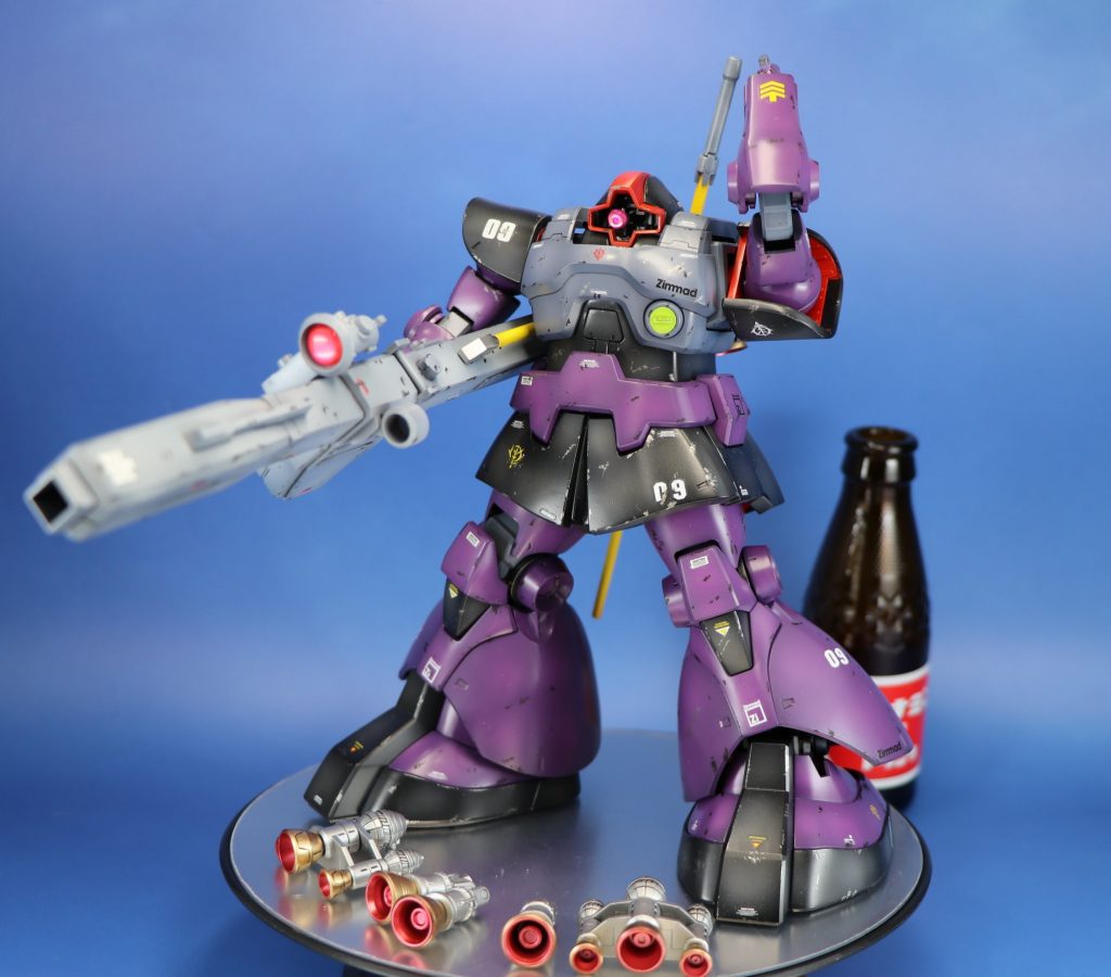 リックドムなので当然ビームバズーカが付属。このジュエルシールはもっといろんなガンプラで使ってほしいです