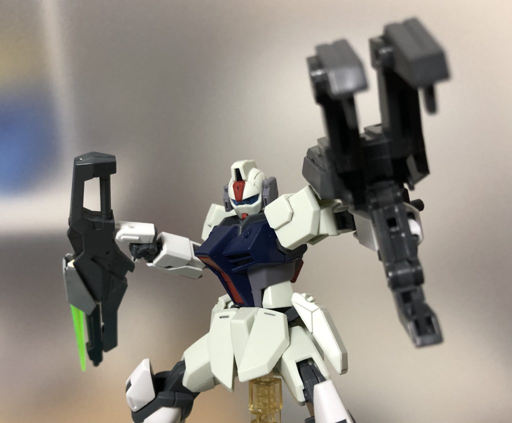 バンシィみたいな盾