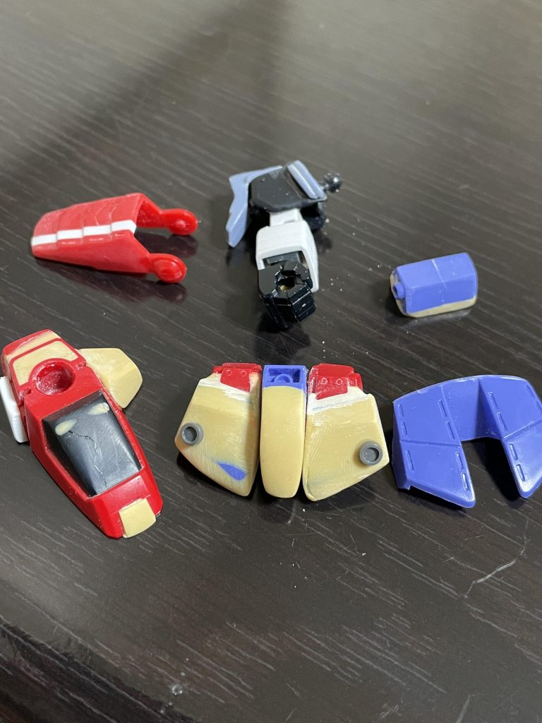 元キットをパテとプラ板で大型化