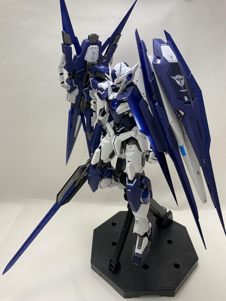 アクションポーズ。