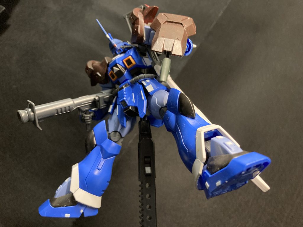 イフリートグリッチロマン溢れる武装の数々ジオン系の機体でとてもロマンの溢れる機体となっている。