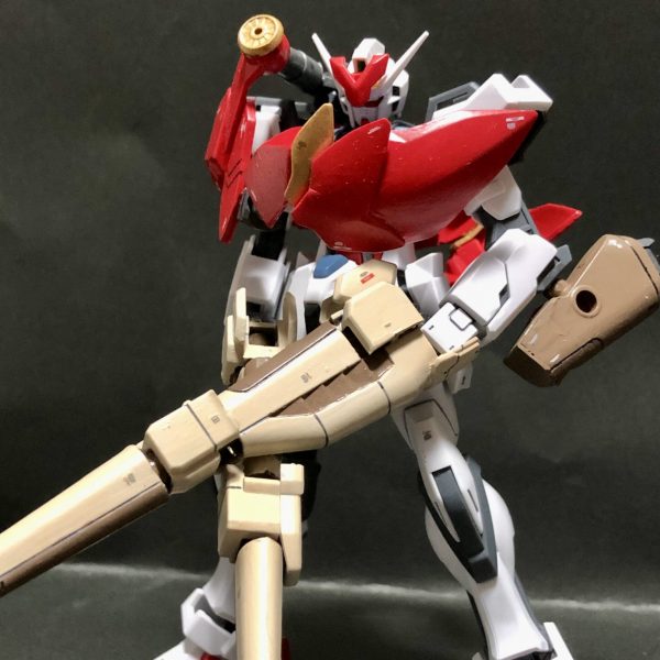 レッドコートストライクガンダム