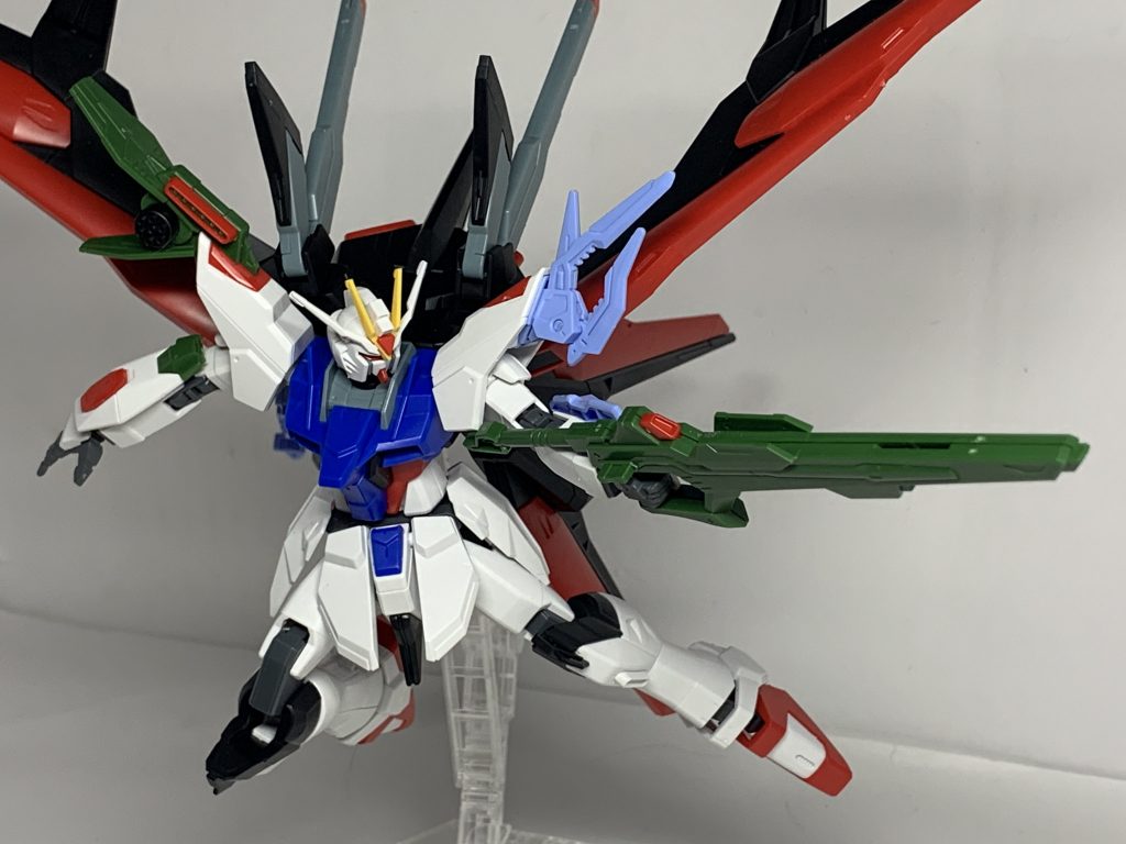 「あのAIパイロットの反応速度、尋常じゃないって……！」超高インパルス砲［アグニ］