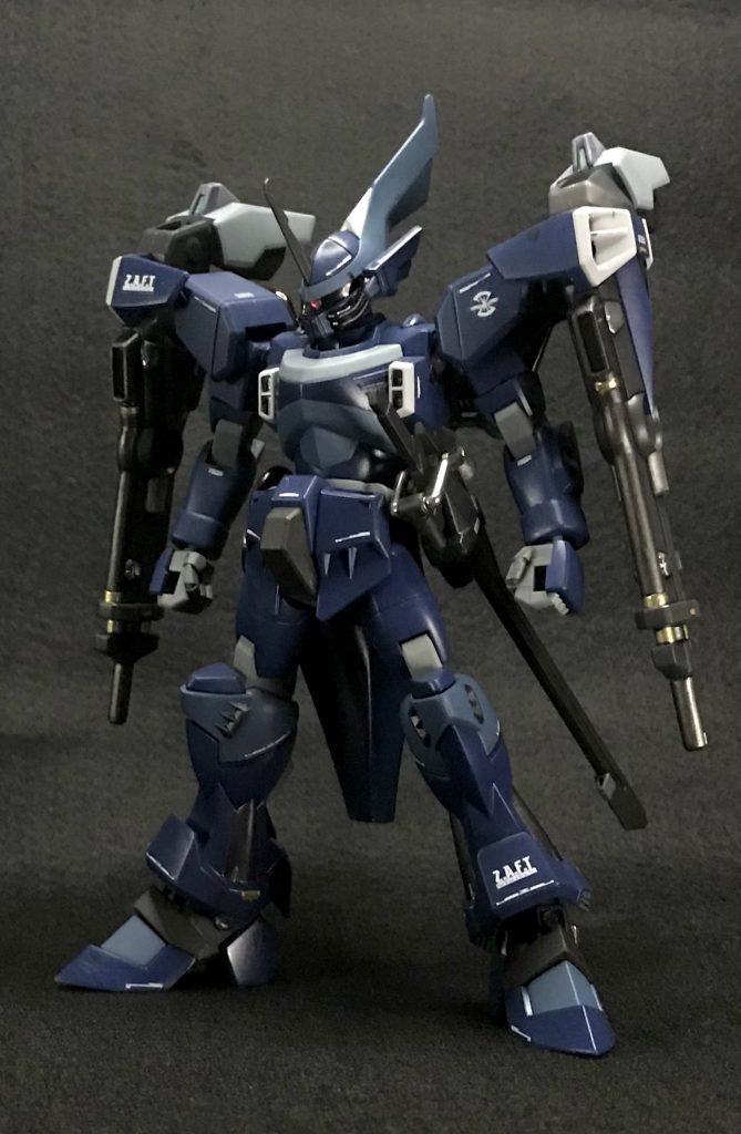 ガンダムSEEDのMSVとゆう事は知ってるんですが、いかんせんストーリーは全く把握しておらず、模型でその存在を知ったシグーディープアームズですが、久しぶりに見てもやっぱりカッコ良いですよね✨ あまり大きな改造は施しませんでしたが、肩の接続をBJにしました☝🏻そして、脚部と首を延長して少々スマートな印象になるように頑張ってみました😊