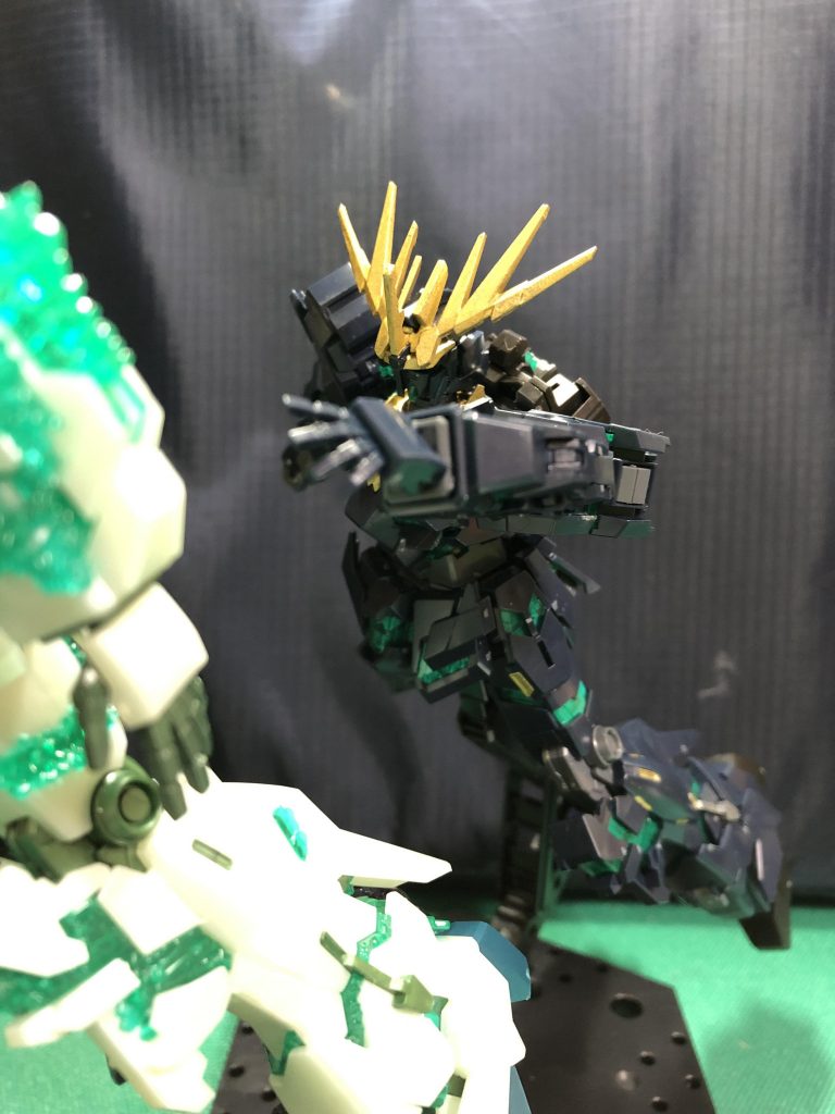 オードリーを取っちまうぞ、バナージ！