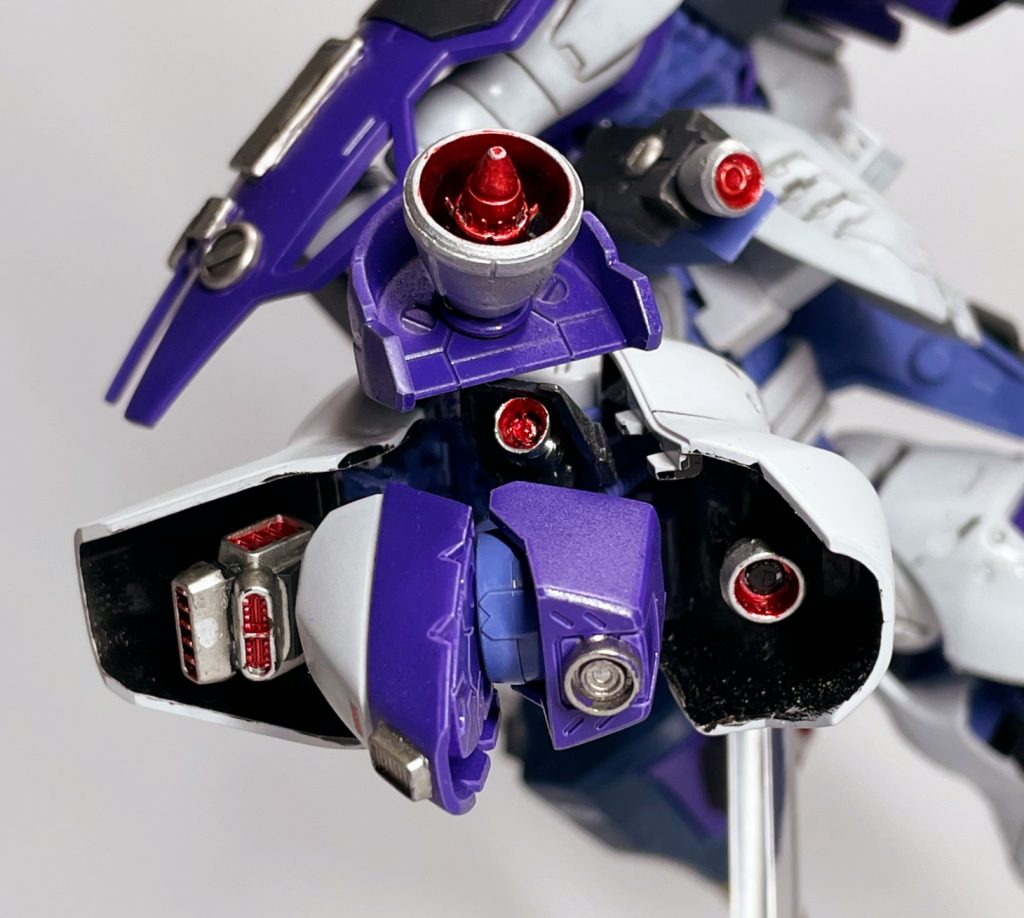 足展開モード脛、脛横、太腿、足裏、足の甲とことん推進器追加してます笑作るまではそこまで好きでなかったのですが、このギミックで大好きになりました笑