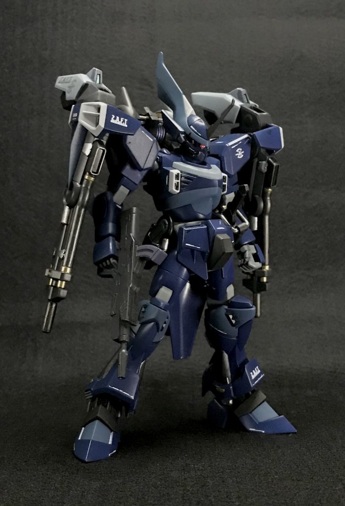 ライフルを持たせて ちょこちょこ弄った箇所もありましたが、以前よりもあまりバランスを崩さずに完成させる事が出来たかなと自負してます☺️ 元々、キットの出来自体が良いからキットに助けられました😅