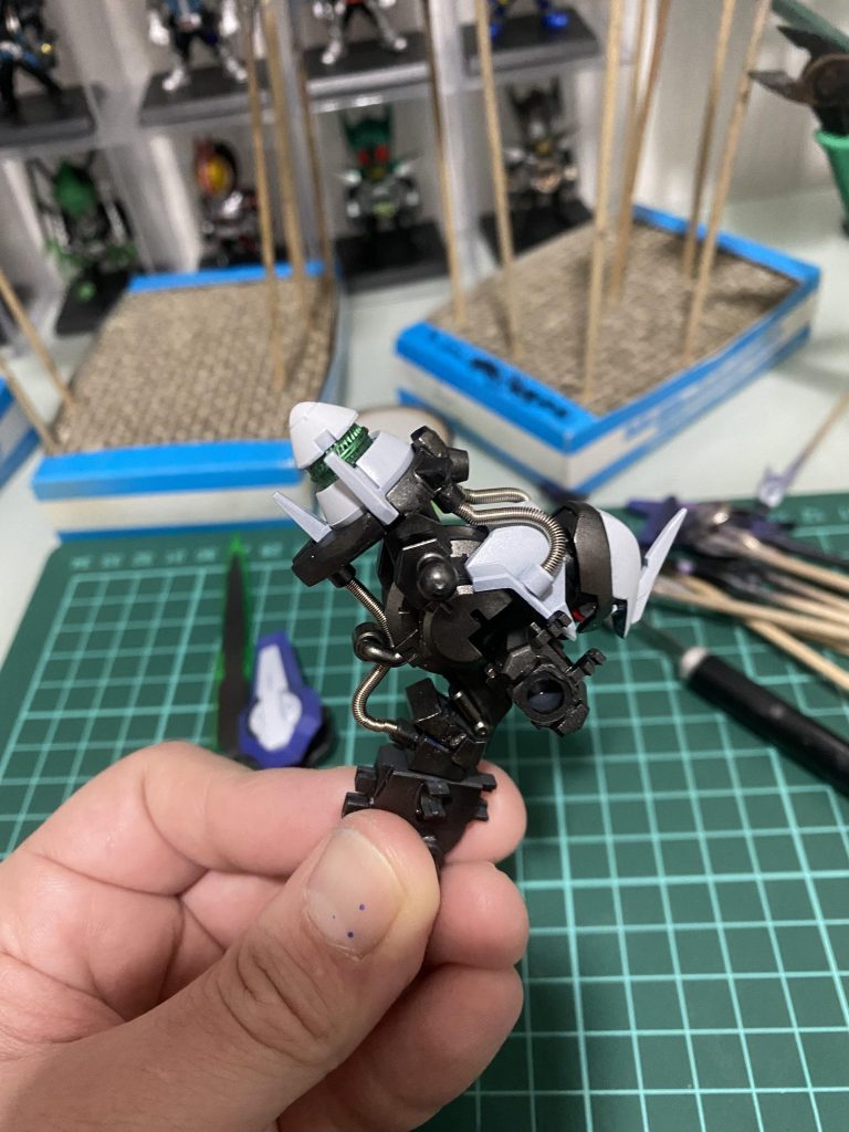 太陽炉は3ミリ棒で接続したのちパイピング