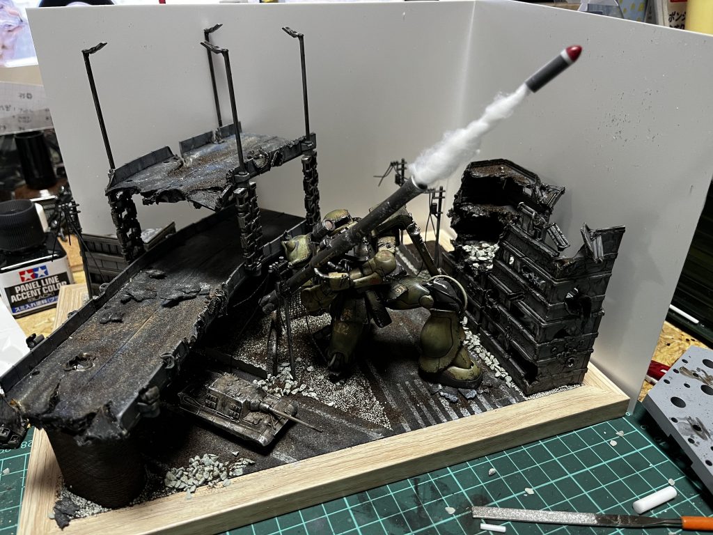 そんなわけで2作目、終了です。昨日に続けて連続の投稿ですが、制作ペースが早いのではなく、再開したばかりの時に作った物なので1月中旬くらいに作ったものになります。相変わらずアニメは見てない派ですので世界観の違いはあるかも知れませんが今後も自分がカッコいいと思う物を作って行きます。ご覧いただきありがとうございました！