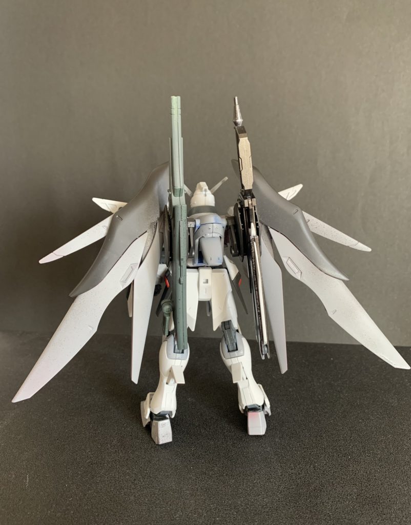 デスティニーガンダム–3枚目/制作者：たかぼう