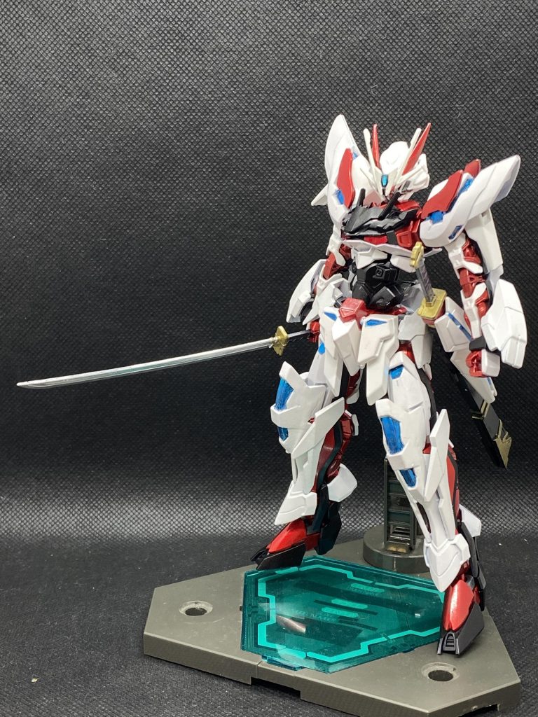 レッドフレームと言えばガーベラストレート