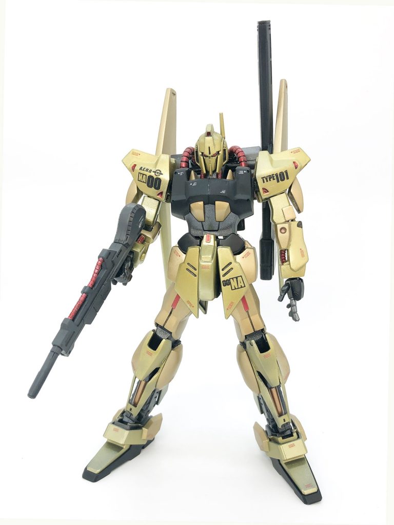 メッキを剥がして3種の金を塗り分けてみました。金塗装のテストも兼ねていたのですが、表面処理や塗装工程などまだまだ研究と修練の余地アリまくりです。