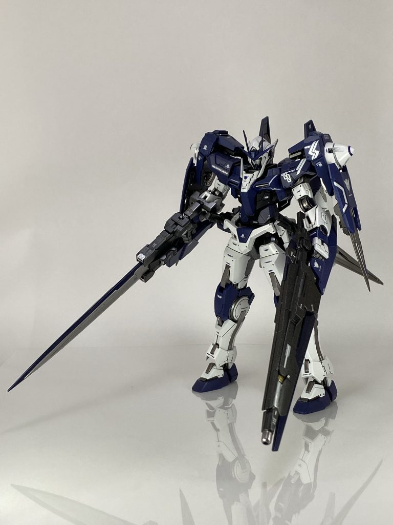 全体ショットで〆。以上RGダブルオーガンダ厶でした。1年前に作成した機体ですが、素直にかっこいい自分なりのダブルオーガンダムが作れて今でも大満足の機体です。