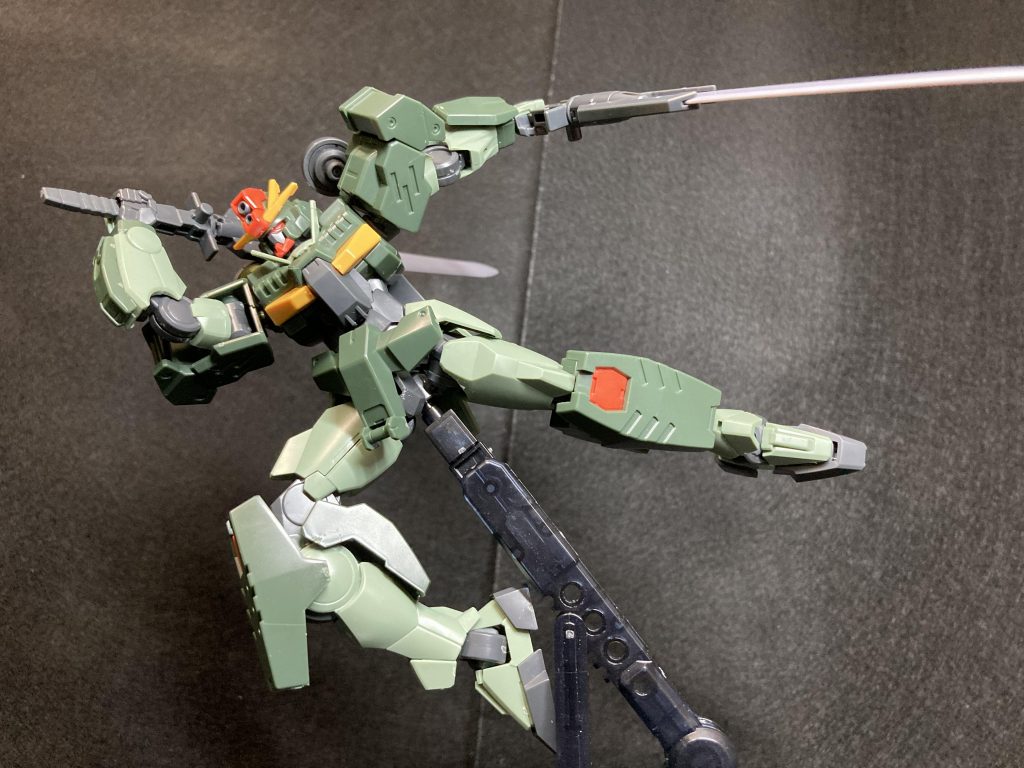 続いてただただ格闘装備にしたコマクア！