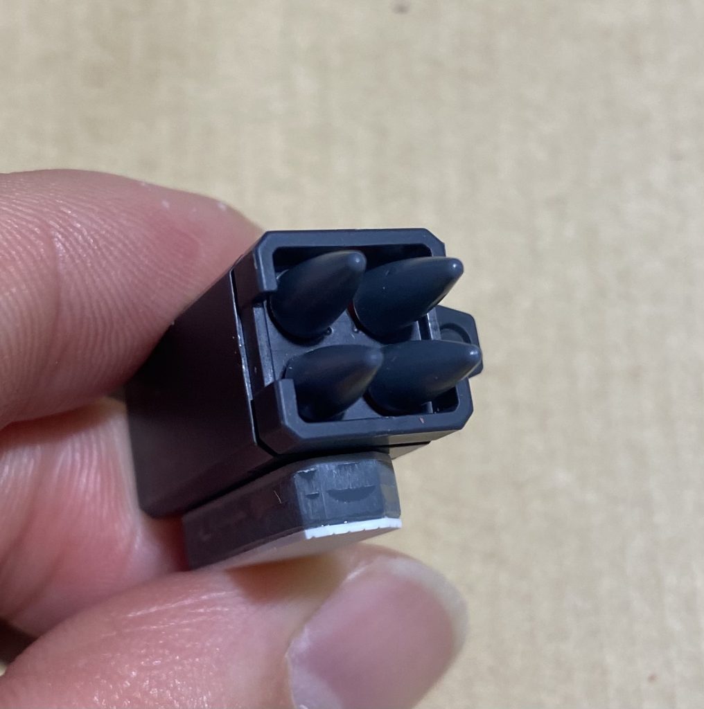 ボールデンのトンガリパーツで、強化型ミサイルランチャーの弾頭を作成。